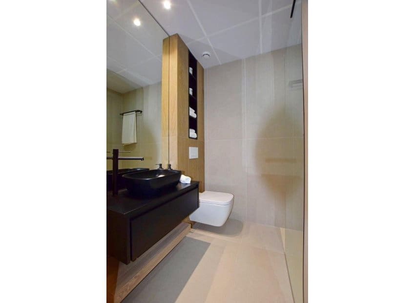 3 makuuhuone Huvila myytävänä paikassa Condado de Alhama mukana uima-altaan - 369 900 € (Ref: 9466225)