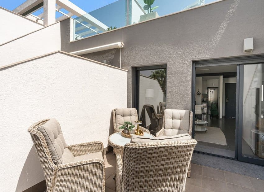 2 chambre Penthouse à vendre à Orihuela Costa avec piscine - 319 000 € (Ref: 9466226)