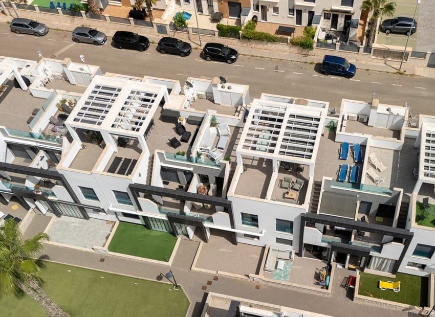 2 chambre Penthouse à vendre à Orihuela Costa avec piscine - 319 000 € (Ref: 9466226)