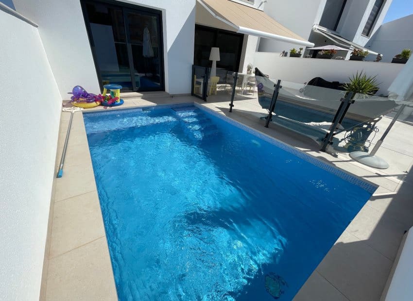 3 slaapkamer Villa te koop in Formentera del Segura met zwembad - € 325.500 (Ref: 9473422)