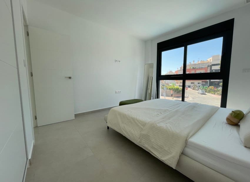 3 slaapkamer Villa te koop in Formentera del Segura met zwembad - € 325.500 (Ref: 9473422)