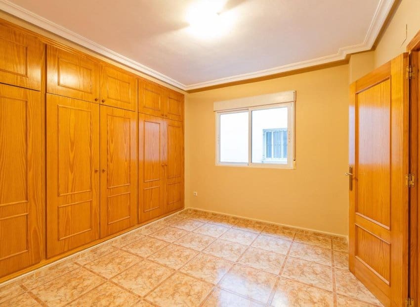 3 quarto Apartamento para venda em Torrevieja - 209 000 € (Ref: 9473426)