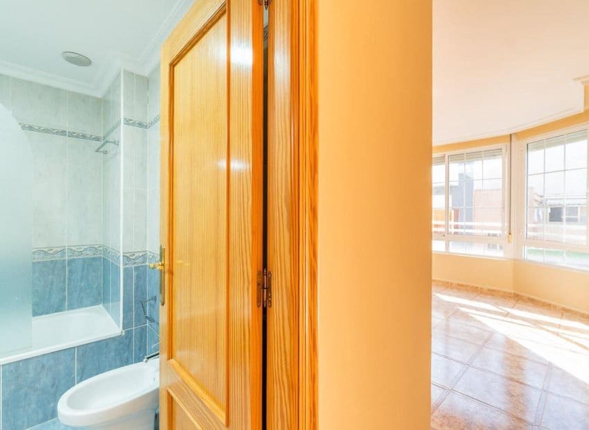 3 quarto Apartamento para venda em Torrevieja - 209 000 € (Ref: 9473426)