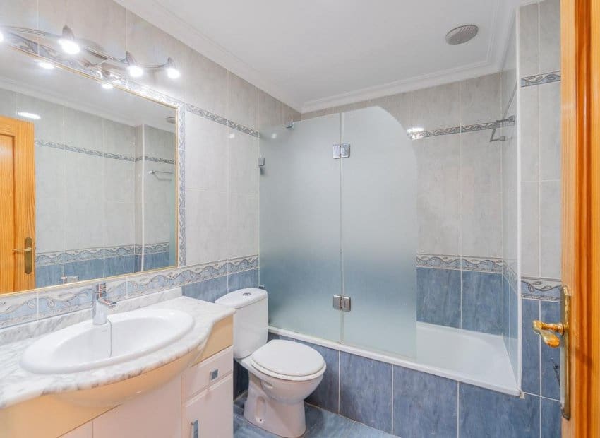 3 quarto Apartamento para venda em Torrevieja - 209 000 € (Ref: 9473426)