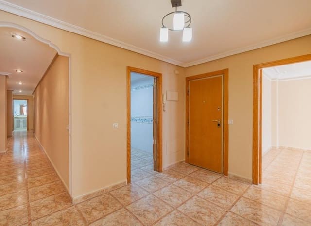 3 quarto Apartamento para venda em Parque de las Naciones, Torrevieja - 209 000 € (Ref: 9473426)