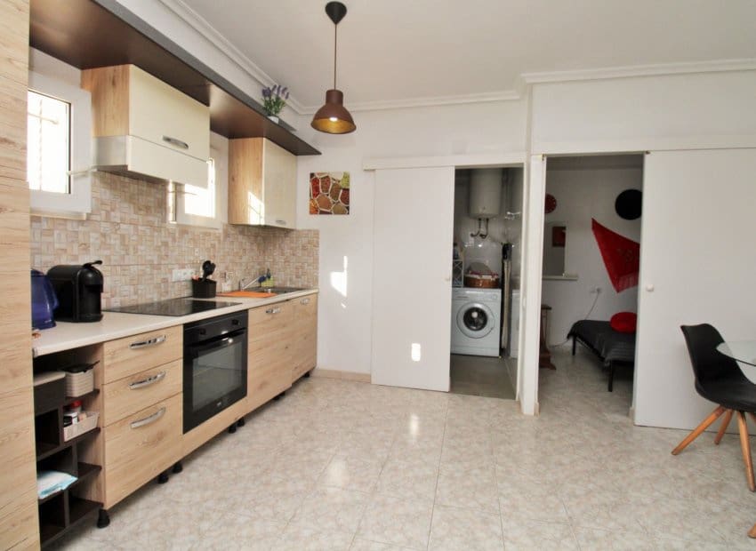 Ático de 3 habitaciones en Playa Flamenca en venta con piscina - 269.000 € (Ref: 9473512)