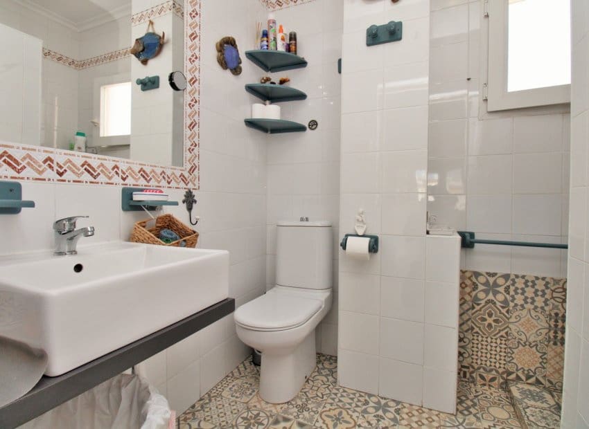 Ático de 3 habitaciones en Playa Flamenca en venta con piscina - 269.000 € (Ref: 9473512)