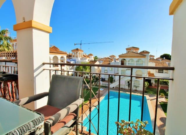 Ático de 3 habitaciones en Playa Flamenca, Orihuela en venta con piscina - 269.000 € (Ref: 9473512)