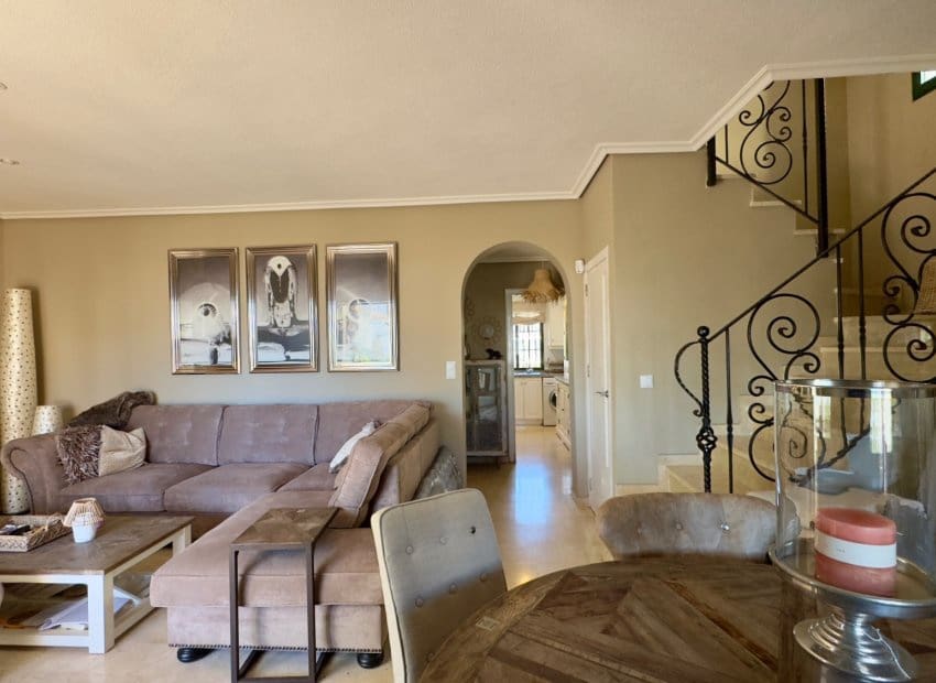 3 sovrum Villa till salu i Orihuela Costa med pool - 424 000 € (Ref: 9473514)