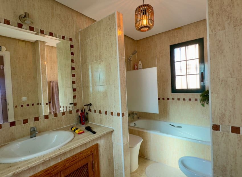 3 sovrum Villa till salu i Orihuela Costa med pool - 424 000 € (Ref: 9473514)