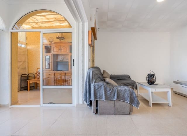 3 slaapkamer Villa te koop in El Chaparral, Torrevieja met zwembad - € 330.000 (Ref: 9473515)