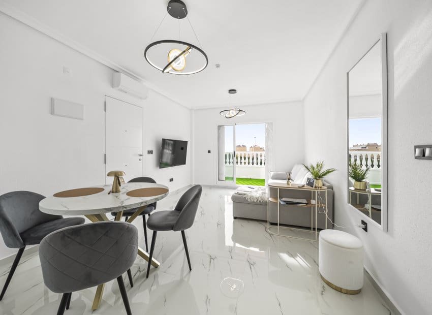 1 camera da letto Appartamento in vendita in Playa Flamenca con piscina - 170.000 € (Rif: 9475657)