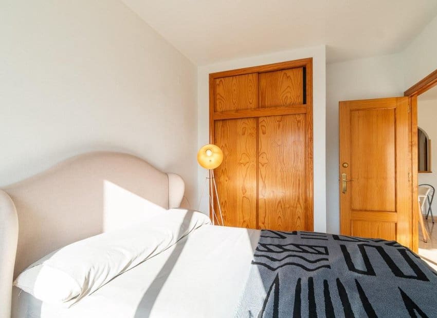 2 soverom Leilighet til salgs i Torrevieja med svømmebasseng - € 129 000 (Ref: 9475660)