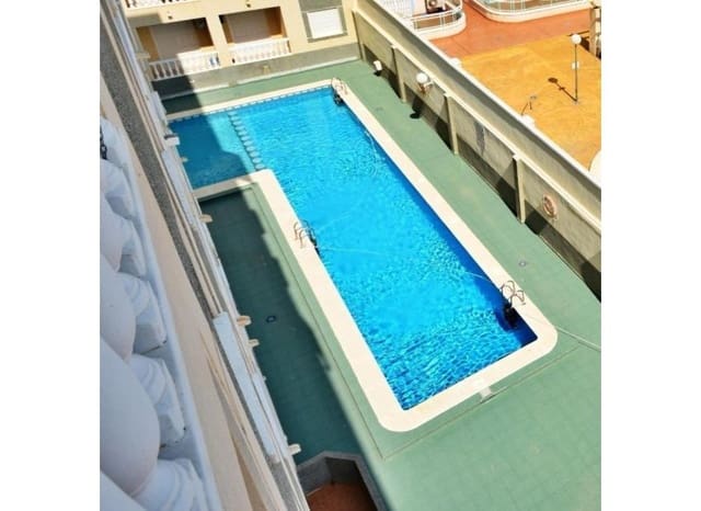 2 soverom Leilighet til salgs i Centro - Muelle Pesquero, Torrevieja med svømmebasseng - € 129 000 (Ref: 9475660)