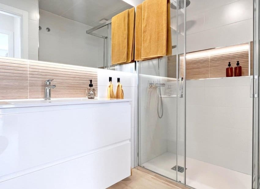 4 bedroom Villa for sale in San Pedro del Pinatar with pool - € 435,000 (Ref: 9487224)