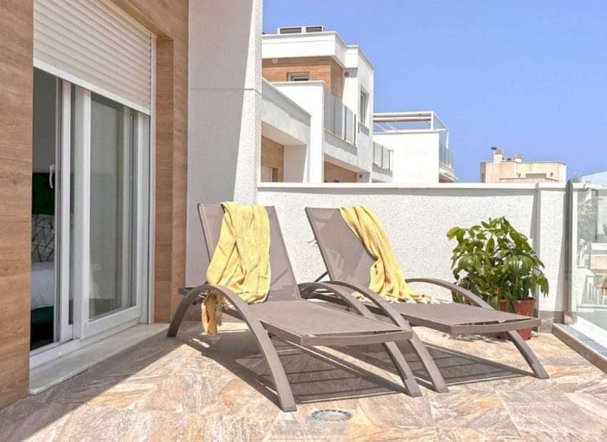 4 bedroom Villa for sale in San Pedro del Pinatar with pool - € 435,000 (Ref: 9487224)