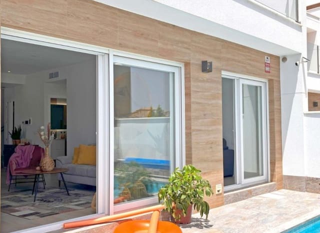 4 bedroom Villa for sale in Los Peñascos - El Salero - Los Imbernones, San Pedro del Pinatar with pool - € 435,000 (Ref: 9487224)