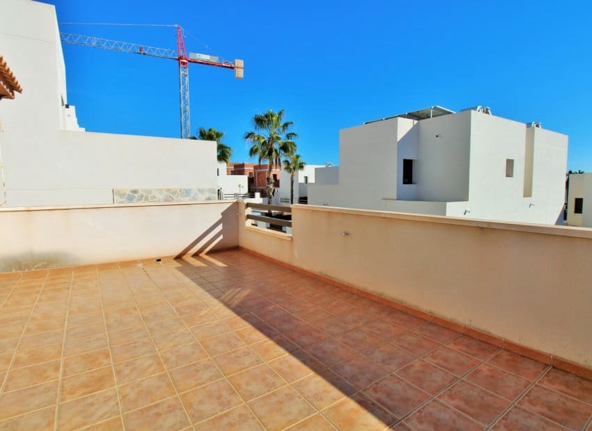 2 slaapkamer Villa te koop in Villamartin met zwembad - € 259.000 (Ref: 9487226)