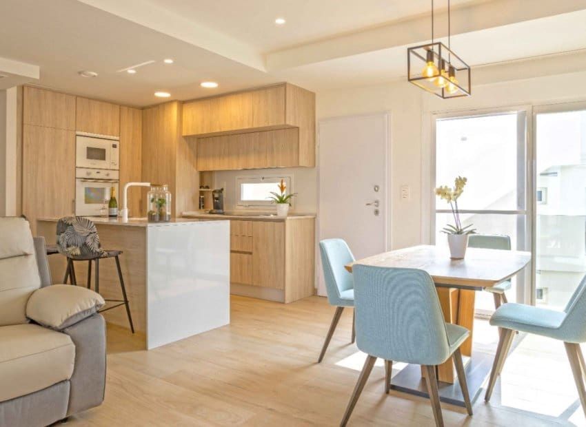 2 quarto Penthouse para venda em Villamartin com piscina - 299 950 € (Ref: 9487227)