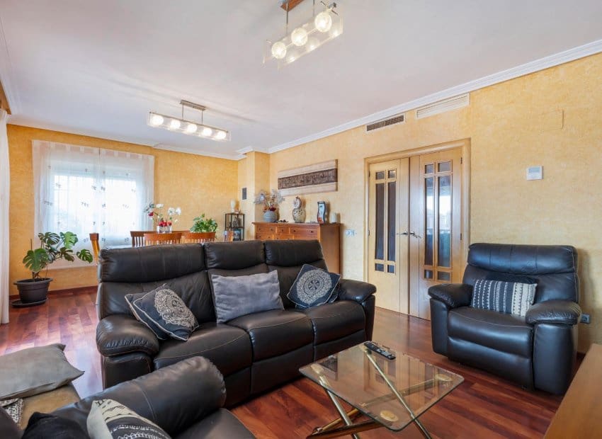 4 soveværelse Villa til salg i Aguas Nuevas med swimmingpool - € 479.000 (Ref: 9487228)