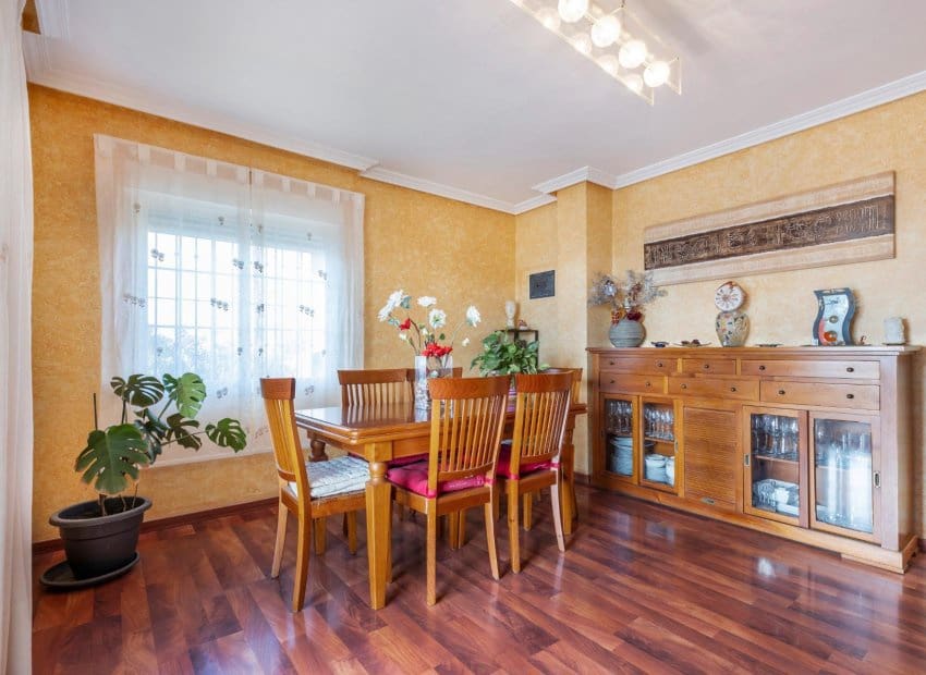 4 soveværelse Villa til salg i Aguas Nuevas med swimmingpool - € 479.000 (Ref: 9487228)