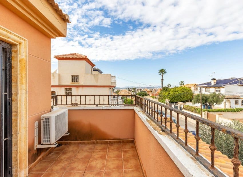 4 soveværelse Villa til salg i Aguas Nuevas med swimmingpool - € 479.000 (Ref: 9487228)