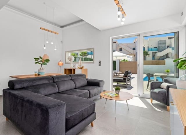 3 bedroom Villa for sale in El Raso, Guardamar del Segura with pool - € 445,000 (Ref: 9487230)