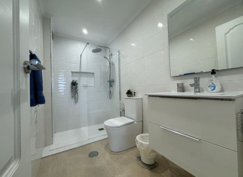 2 bedroom Apartment for sale in Campoamor with pool - € 189,995 (Ref: 9487231)