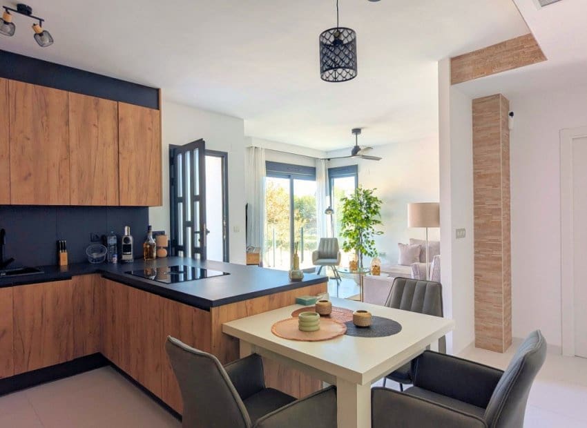 2 bedroom Penthouse for sale in San Miguel de Salinas with pool - € 299,000 (Ref: 9487238)