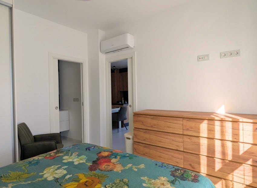 2 bedroom Penthouse for sale in San Miguel de Salinas with pool - € 299,000 (Ref: 9487238)