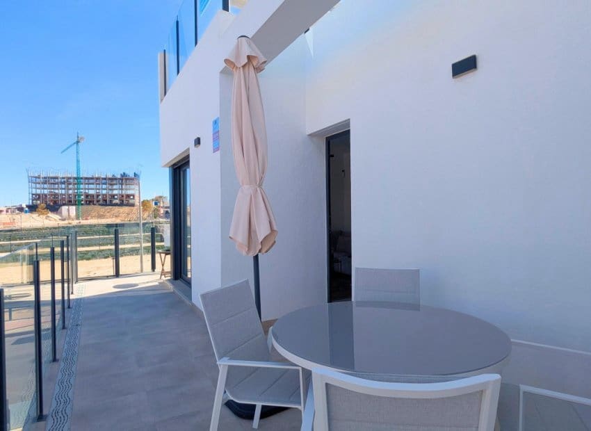 2 bedroom Penthouse for sale in San Miguel de Salinas with pool - € 299,000 (Ref: 9487238)