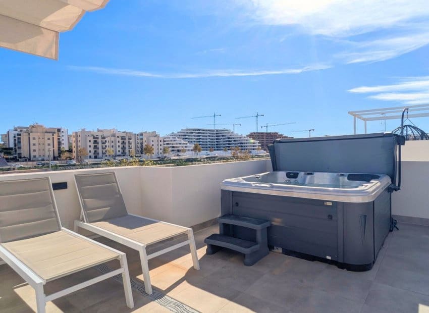 2 bedroom Penthouse for sale in San Miguel de Salinas with pool - € 299,000 (Ref: 9487238)