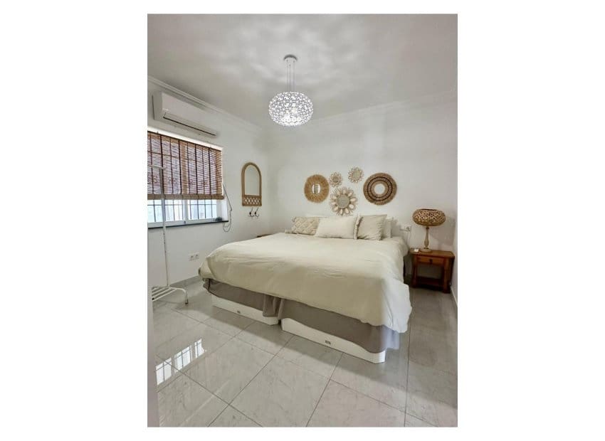 3 soverom Villa til salgs i San Luis med svømmebasseng - € 645 000 (Ref: 9489990)