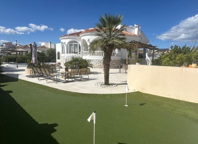 3 soverom Villa til salgs i San Luis, Torrevieja med svømmebasseng - € 645 000 (Ref: 9489990)