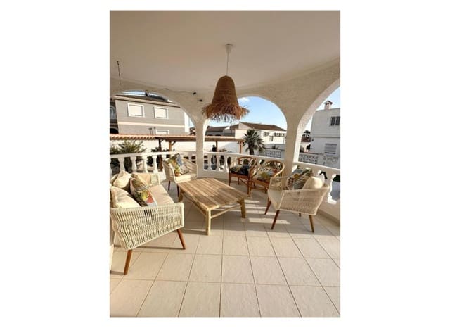 3 soverom Villa til salgs i San Luis, Torrevieja med svømmebasseng - € 645 000 (Ref: 9489990)