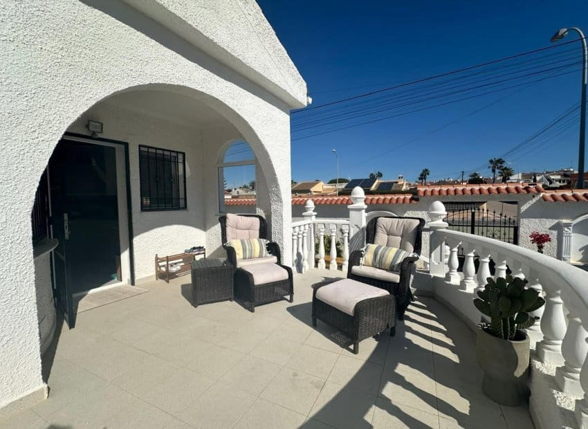 3 soverom Villa til salgs i San Luis med svømmebasseng - € 645 000 (Ref: 9489990)