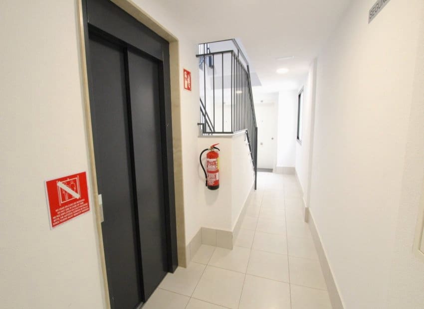 2 bedroom Apartment for sale in Villamartin - € 235,000 (Ref: 9492699)