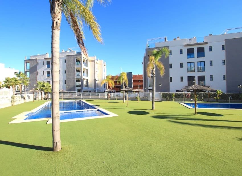 2 bedroom Apartment for sale in Villamartin - € 235,000 (Ref: 9492699)