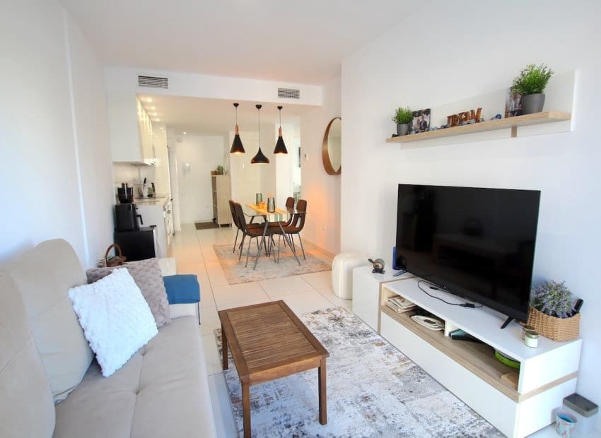 2 bedroom Apartment for sale in Villamartin - € 235,000 (Ref: 9492699)