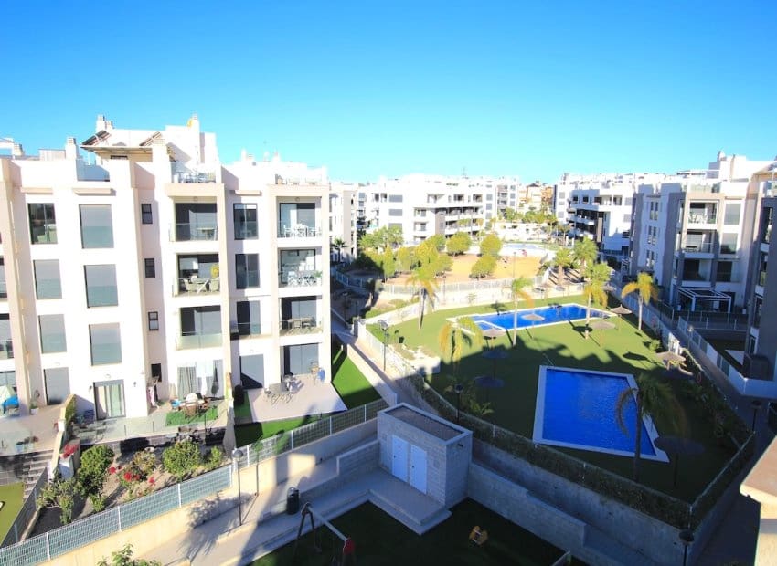 2 bedroom Apartment for sale in Villamartin - € 235,000 (Ref: 9492699)