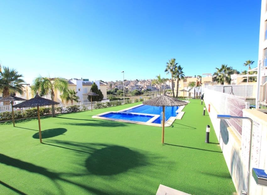 2 bedroom Apartment for sale in Villamartin - € 235,000 (Ref: 9492699)