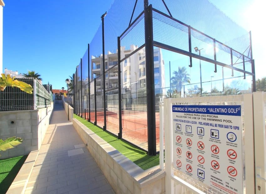 2 bedroom Apartment for sale in Villamartin - € 235,000 (Ref: 9492699)