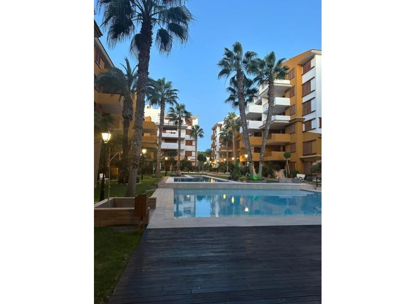 2 bedroom Apartment for sale in Orihuela Costa with pool - € 289,995 (Ref: 9492700)