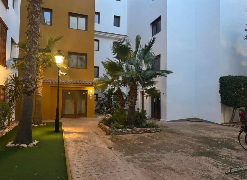 2 bedroom Apartment for sale in Orihuela Costa with pool - € 289,995 (Ref: 9492700)