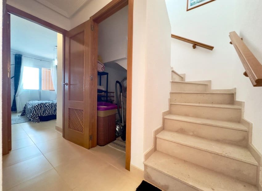 2 soverom Bungalow til salgs i Orihuela Costa med svømmebasseng - € 265 000 (Ref: 9492701)