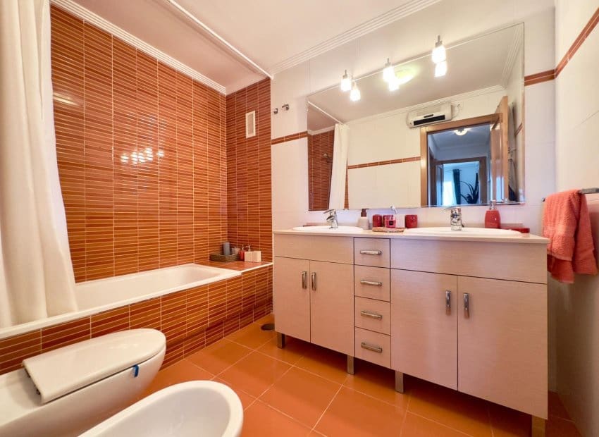 2 soverom Bungalow til salgs i Orihuela Costa med svømmebasseng - € 265 000 (Ref: 9492701)