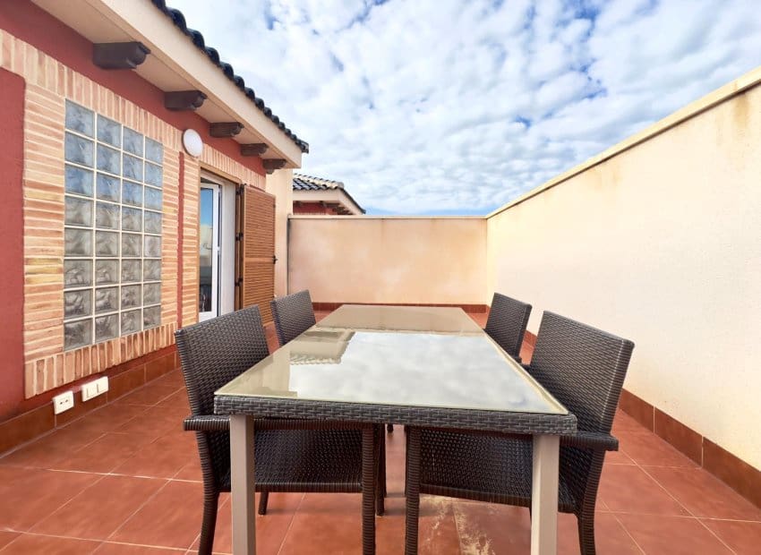 2 soverom Bungalow til salgs i Orihuela Costa med svømmebasseng - € 265 000 (Ref: 9492701)