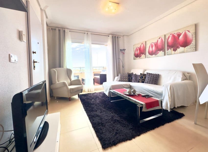 2 soverom Bungalow til salgs i Orihuela Costa med svømmebasseng - € 265 000 (Ref: 9492701)