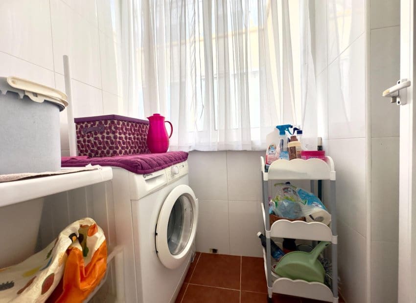 2 soverom Bungalow til salgs i Orihuela Costa med svømmebasseng - € 265 000 (Ref: 9492701)