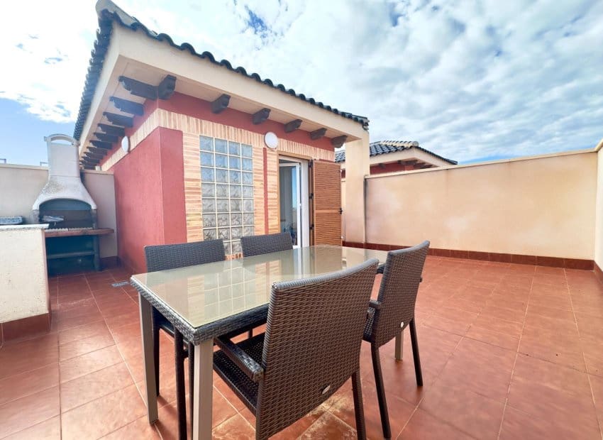 2 soverom Bungalow til salgs i Orihuela Costa med svømmebasseng - € 265 000 (Ref: 9492701)